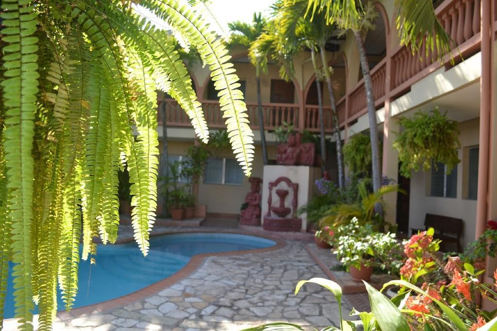 Hotel Buena Vista Copan ภายนอก รูปภาพ