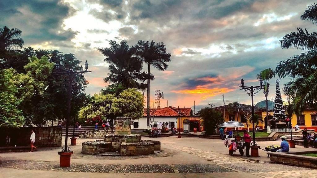 Hotel Buena Vista Copan ภายนอก รูปภาพ