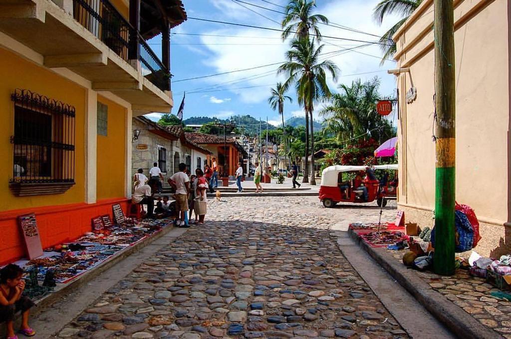 Hotel Buena Vista Copan ภายนอก รูปภาพ