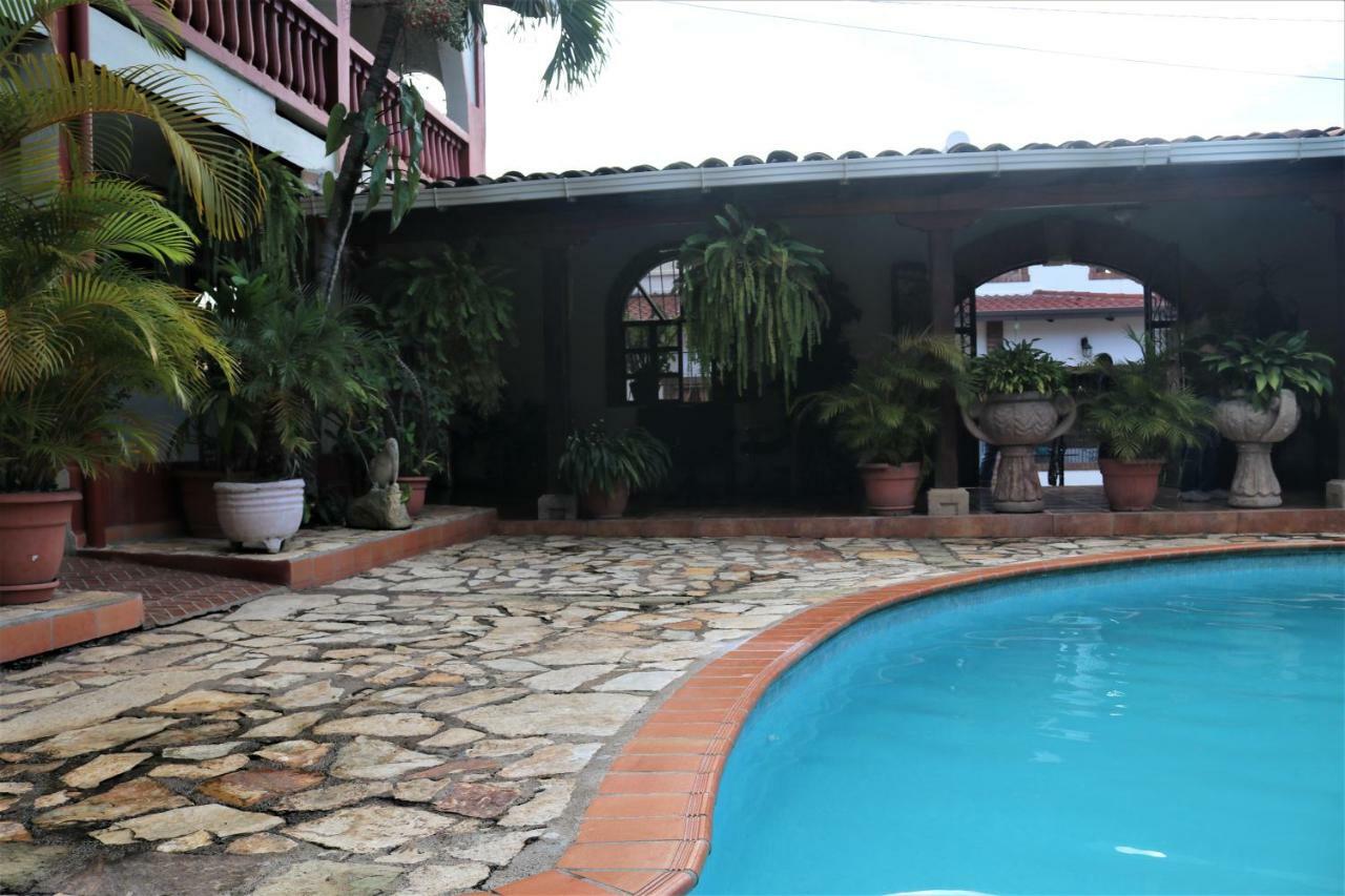 Hotel Buena Vista Copan ภายนอก รูปภาพ